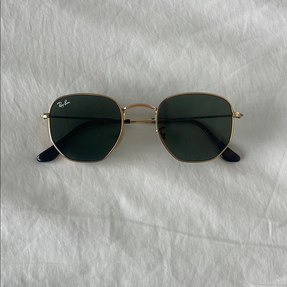 Ray-Ban Classic Hexagonal Gold Frame Sunglasses
